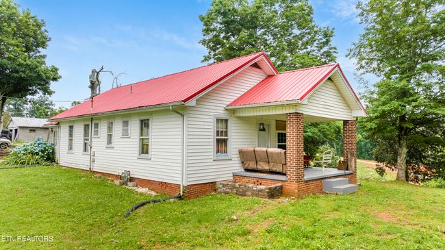 5750 E Lee Hwy, House other with 3 bedrooms, 1 bathrooms and null parking in Loudon TN | Image 8