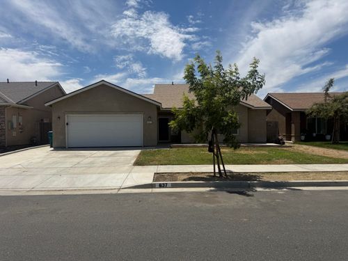 637 W Willow Oak Avenue, Porterville, CA, 93257 | Card Image