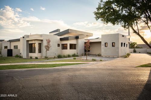 3211 E Hope Cir, Mesa, AZ, 85213-4235 | Card Image