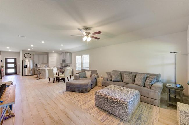 12917 S Winding Pines Dr, House other with 3 bedrooms, 2 bathrooms and 2 parking in Tomball TX | Image 8