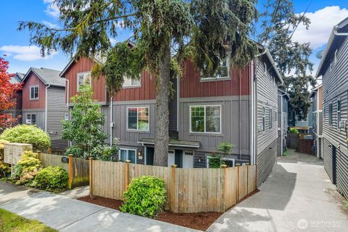 unit-a-931 A N 97th St, Seattle, WA, 98103-3439 | Card Image