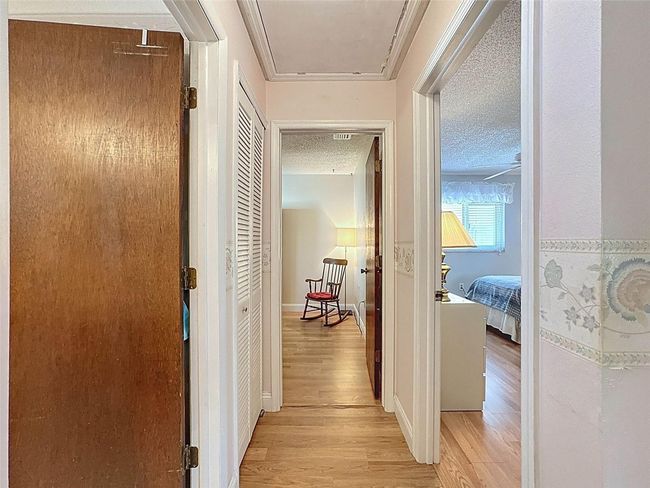 hallway to bedrooms 2 and 3 | Image 36