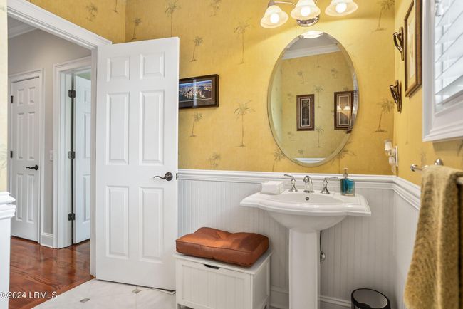 40 Front Street, House other with 5 bedrooms, 3 bathrooms and null parking in St. Helena Island SC | Image 39