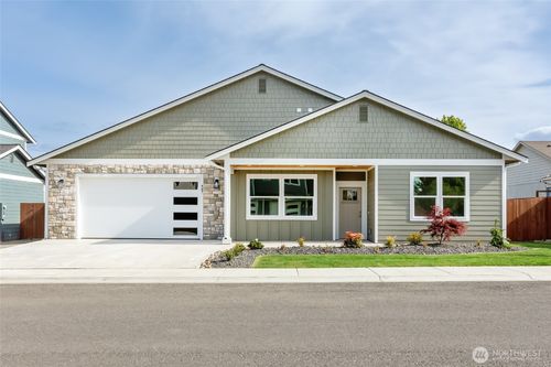 402 E Heatherstone Ct, Ellensburg, WA, 98926-9254 | Card Image