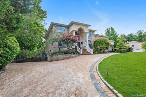 65 Threepence Dr, Melville, NY, 11747-4024 | Card Image