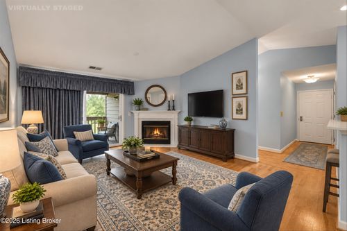 207-3503 Lennox View Ct, Louisville, KY, 40299-7313 | Card Image