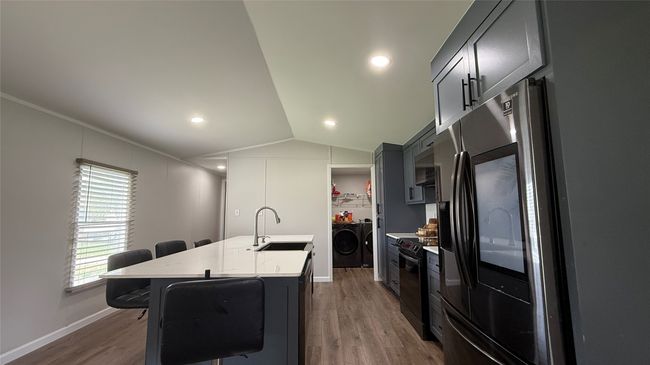 5904 Falcon Ct N, House other with 3 bedrooms, 2 bathrooms and null parking in Joshua TX | Image 5