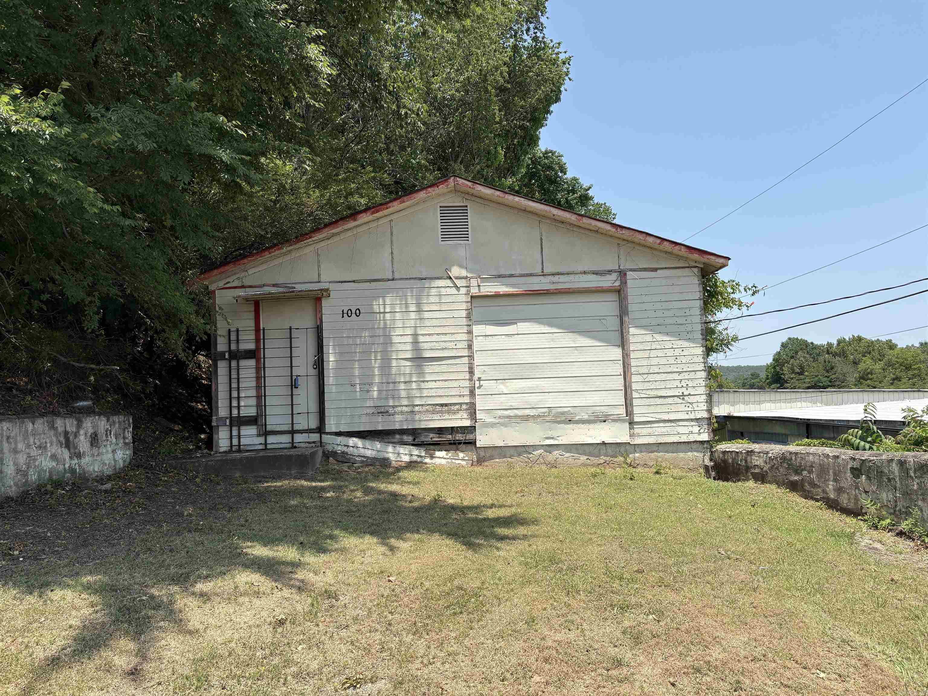 100 Sierra Madre Dr, North Little Rock, AR 72118