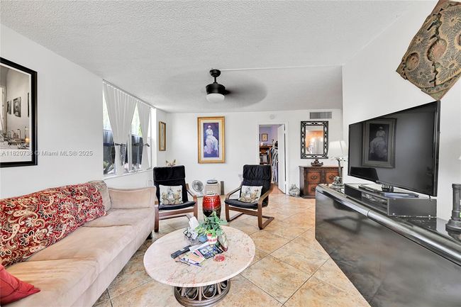 APT-303 - 9401 Lime Bay Blvd, Condo with 2 bedrooms, 2 bathrooms and null parking in Tamarac FL | Image 4