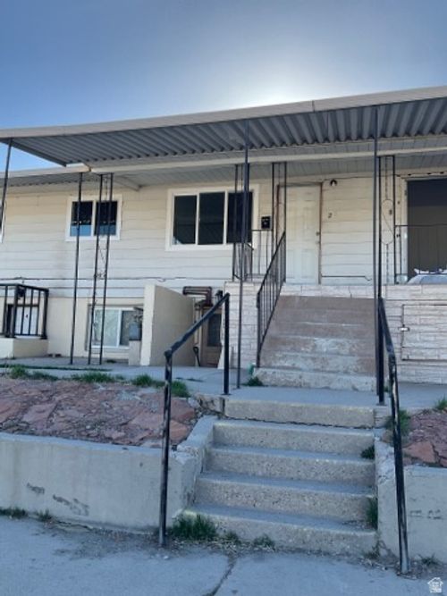 4-825 N 100 E, Price, UT, 84501-1867 | Card Image