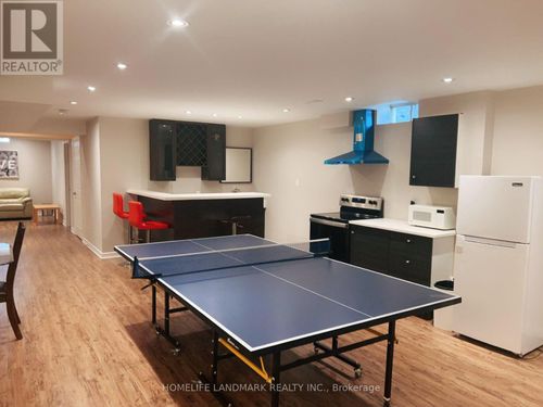 8 Stony Hill Blvd, Markham, ON, L6C0L6 | Card Image