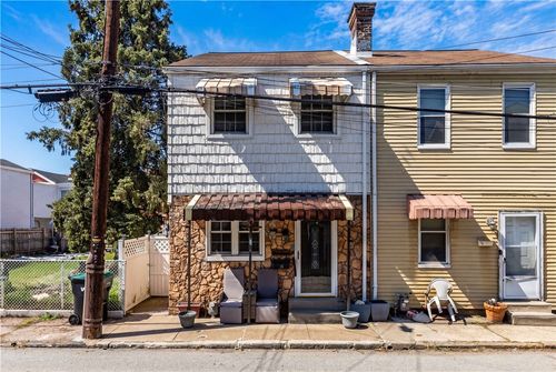 13 3rd St, Sharpsburg, PA, 15215-2105 | Card Image