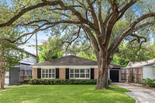2922 Suffolk Dr, Houston, TX, 77027-5122 | Card Image