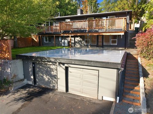 11224 35th Ave Sw, Seattle, WA, 98146-1803 | Card Image