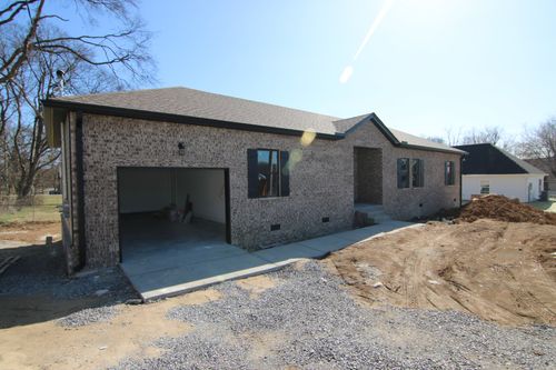 101 N Statesville Ave, Watertown, TN, 37184-1044 | Card Image