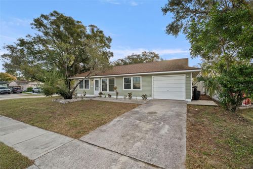 6500 Briar Ridge Ct N, PINELLAS PARK, FL, 33782-2046 | Card Image