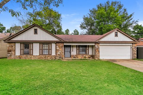 6770 Starkenburg Ln, Memphis, TN, 38115-5308 | Card Image