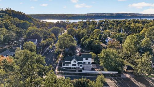 627 Locust St, Hudson, WI, 54016-1718 | Card Image