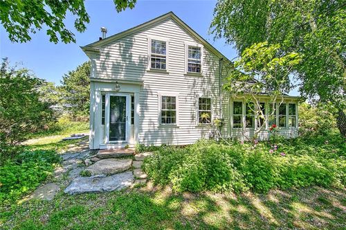 408 Hixbridge Rd, Westport, MA, 02790-1351 | Card Image