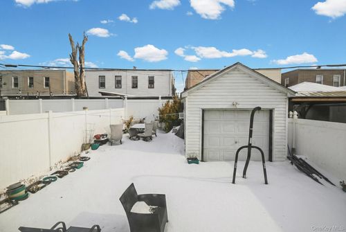 93-19 201st St, Hollis, NY, 11423-3014 | Card Image