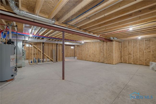 11171 Whitetail Way, House other with 3 bedrooms, 2 bathrooms and 2 parking in Whitehouse OH | Image 36