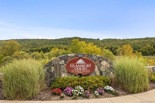 43 Yesterday Dr, Cold Spring, NY, 10516-3886 | Card Image