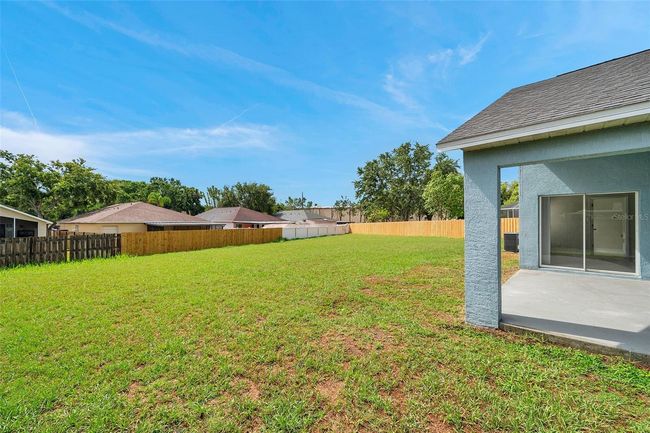 243 Chardonnay Pl, House other with 3 bedrooms, 2 bathrooms and null parking in VALRICO FL | Image 4