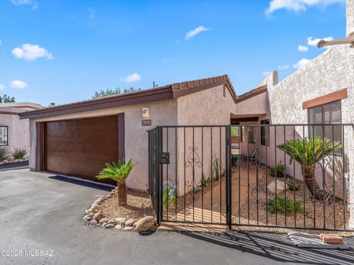 2829 E Weymouth Circle, Tucson, AZ, 85716 | Card Image