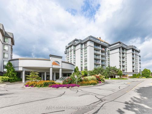 116-11121 Yonge St, Richmond Hill, ON, L4C0S7 | Card Image