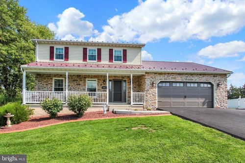 827 Hancock Dr, GETTYSBURG, PA, 17325-8958 | Card Image