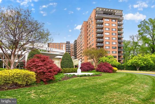 1024e-4201 Cathedral Avenue Nw, WASHINGTON, DC, 20016 | Card Image