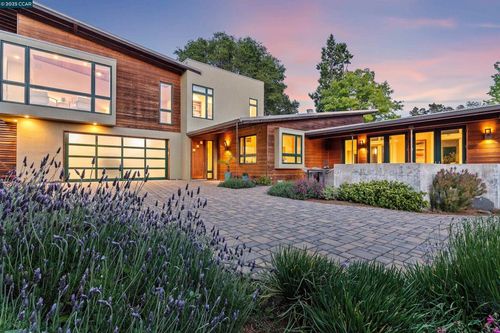 53 Tara Rd, Orinda, CA, 94563-3116 | Card Image