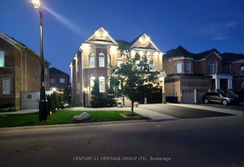 27 Leith Dr, Bradford, ON, L3Z0G5 | Card Image