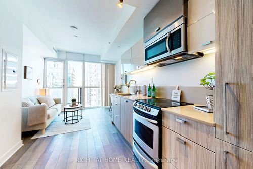 3603-290 Adelaide St W, Toronto, ON, M5V0P3 | Card Image