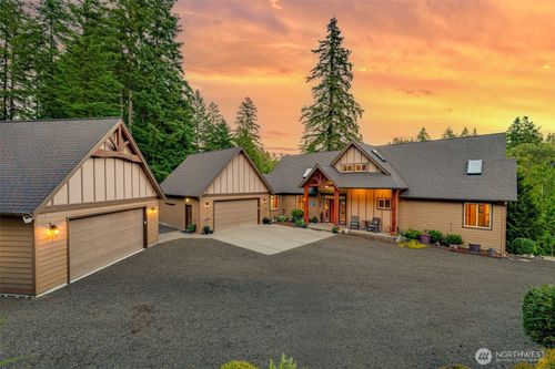195 Patriot Rd, Woodland, WA, 98674-9318 | Card Image