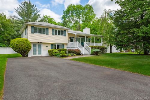 16 Van Orden Ave, Suffern, NY, 10901-6321 | Card Image