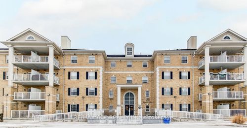 320-7428 Markham Rd, Markham, ON, L3S4V6 | Card Image