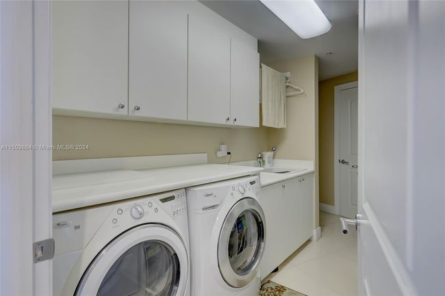 APT-703 - 1 N Ocean Blvd, Condo with 2 bedrooms, 3 bathrooms and null parking in Pompano Beach FL | Image 21
