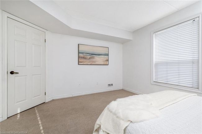 212 - 2030 Cleaver Ave, House attached with 2 bedrooms, 1 bathrooms and 1 parking in Burlington ON | Image 10