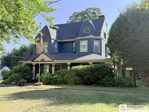 7 Winchester Rd, Lakewood, NY, 14750-1733 | Card Image