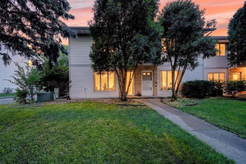 725 N Thompson Drive, Madison, WI, 53704 | Card Image