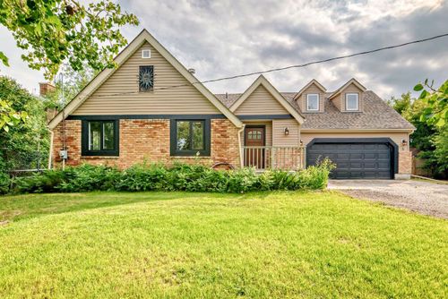 5 Namaka Dr, Namaka, AB, T1P2C9 | Card Image