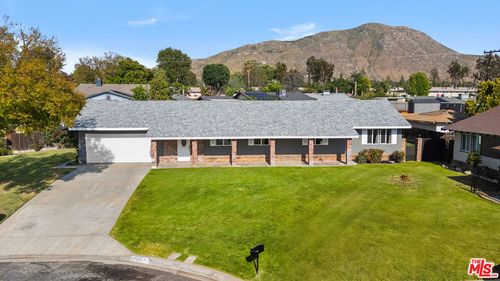 22285 Fulmar Pl, Grand Terrace, CA, 92313-5627 | Card Image