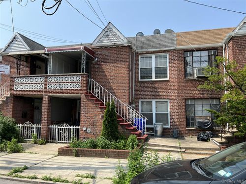 1222 E 83rd St, Brooklyn, NY, 11236-4962 | Card Image