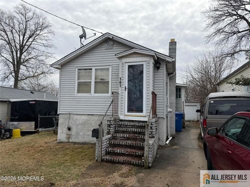 181 Hilltop Blvd, Keyport, NJ, 07735-6018 | Card Image