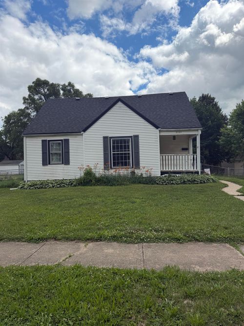 2924 Gladstone Avenue, Rockford, IL, 61101 | Card Image