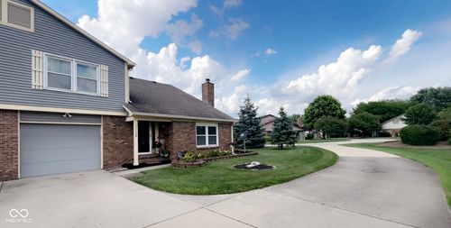 7508 Farm View Cir W, Indianapolis, IN, 46256-1988 | Card Image