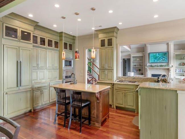 114 High Rock Ridge Dr, House other with 5 bedrooms, 6 bathrooms and 2 parking in Landrum SC | Image 9