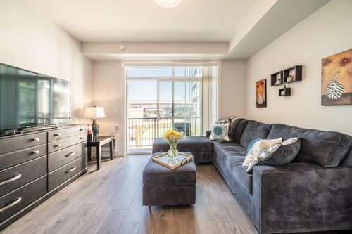 206-20686 Eastleigh Cres, Langley, BC, V3A0M4 | Card Image