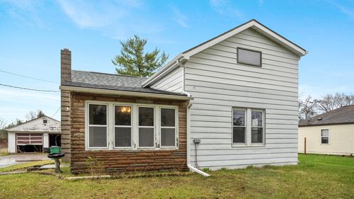 4805 3 Mile Rd, Bay City, MI, 48706-9001 | Card Image
